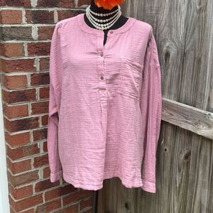 NWT Wonderly Top